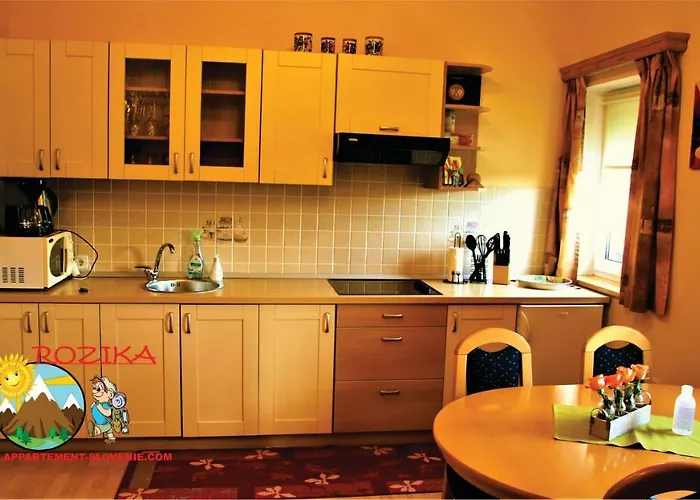 Rozika スロヴェニ・グラデツ